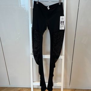 ALO yoga mesh goddess leggings